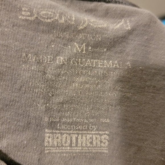 Bon Jovi Tshirt, Medium - Picture 2 of 2